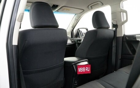 Toyota Land Cruiser Prado 150 рестайлинг 2, 2015 год, 3 989 099 рублей, 11 фотография