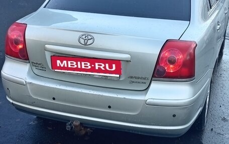 Toyota Avensis III рестайлинг, 2005 год, 855 555 рублей, 3 фотография