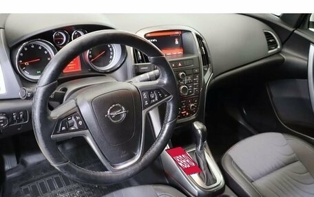 Opel Astra J, 2014 год, 850 000 рублей, 6 фотография
