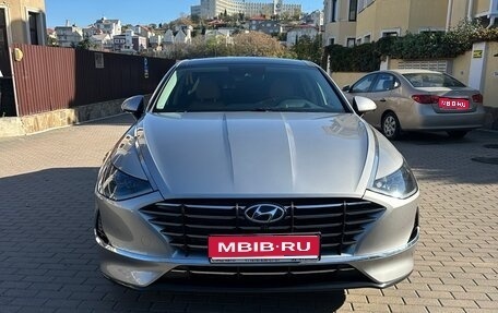 Hyundai Sonata VIII, 2020 год, 2 400 000 рублей, 1 фотография