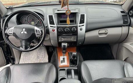Mitsubishi Pajero Sport II рестайлинг, 2008 год, 1 300 000 рублей, 17 фотография