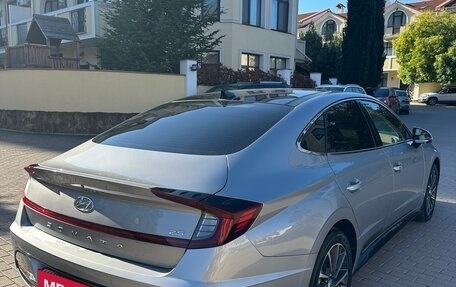Hyundai Sonata VIII, 2020 год, 2 400 000 рублей, 4 фотография