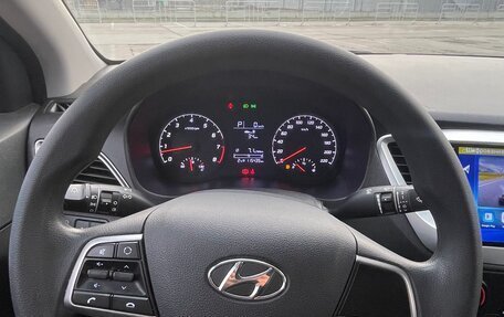 Hyundai Solaris II рестайлинг, 2020 год, 1 540 000 рублей, 8 фотография