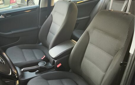 Volkswagen Jetta VI, 2016 год, 1 450 000 рублей, 7 фотография