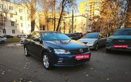 Volkswagen Jetta VI, 2016 год, 1 450 000 рублей, 2 фотография