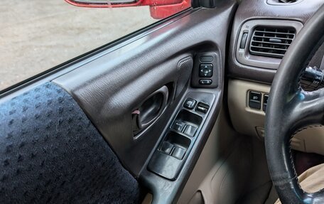 Subaru Forester, 2001 год, 600 000 рублей, 10 фотография