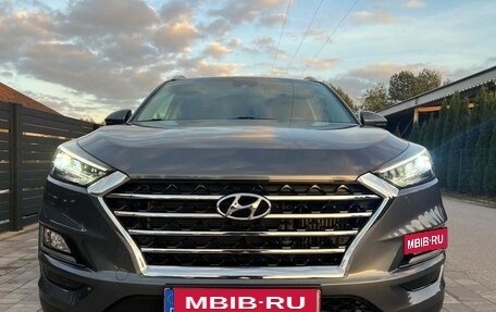 Hyundai Tucson III, 2019 год, 1 690 000 рублей, 2 фотография