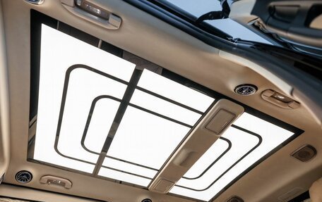 Mercedes-Benz V-Класс, 2024 год, 21 900 000 рублей, 26 фотография