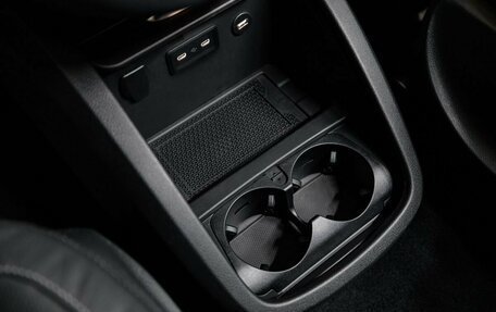 Mercedes-Benz V-Класс, 2024 год, 21 900 000 рублей, 16 фотография