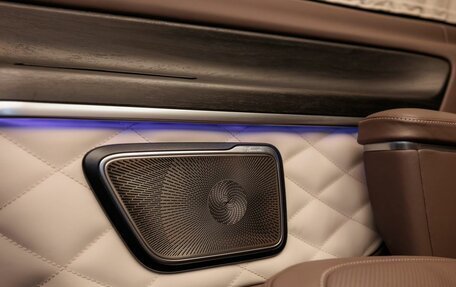 Mercedes-Benz V-Класс, 2024 год, 21 900 000 рублей, 24 фотография