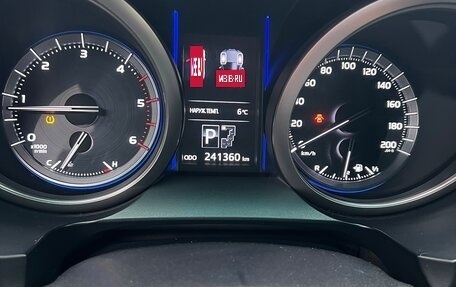 Toyota Land Cruiser Prado 150 рестайлинг 2, 2014 год, 3 250 000 рублей, 5 фотография