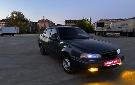 Daewoo Nexia I рестайлинг, 2002 год, 90 000 рублей, 4 фотография