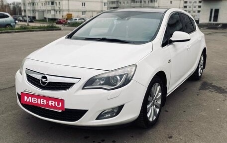 Opel Astra J, 2011 год, 790 000 рублей, 5 фотография