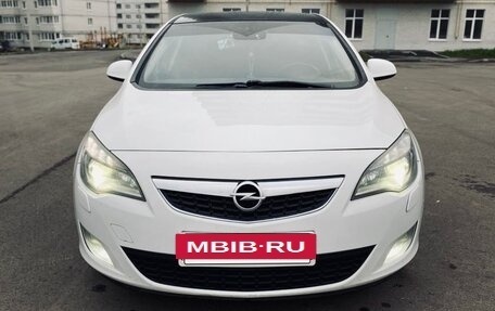 Opel Astra J, 2011 год, 790 000 рублей, 19 фотография