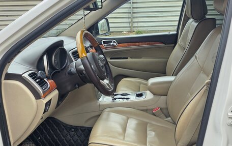 Jeep Grand Cherokee, 2011 год, 1 300 000 рублей, 19 фотография