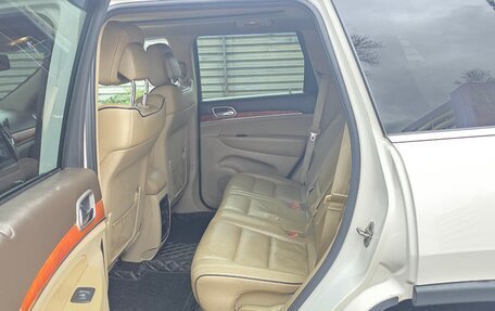 Jeep Grand Cherokee, 2011 год, 1 300 000 рублей, 16 фотография