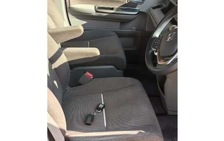 Honda Stepwgn IV, 2019 год, 1 900 000 рублей, 3 фотография