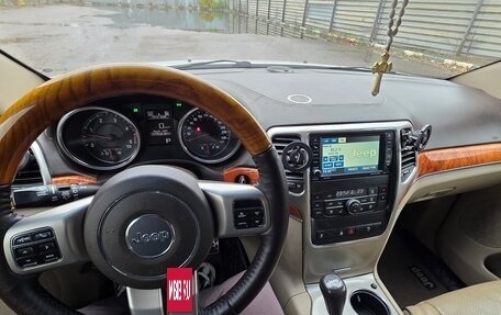 Jeep Grand Cherokee, 2011 год, 1 300 000 рублей, 22 фотография