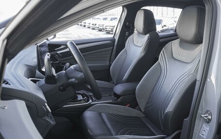 Volkswagen ID.4, 2023 год, 3 727 000 рублей, 10 фотография