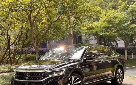 Volkswagen Passat B8 рестайлинг, 2022 год, 2 278 732 рублей, 1 фотография