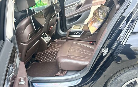 BMW 7 серия, 2015 год, 3 500 000 рублей, 10 фотография