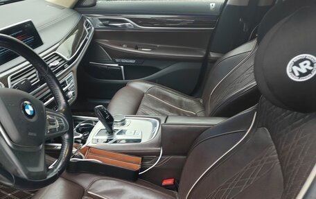 BMW 7 серия, 2015 год, 3 500 000 рублей, 17 фотография