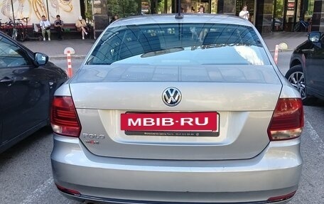 Volkswagen Polo VI (EU Market), 2018 год, 675 000 рублей, 4 фотография