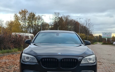 BMW 7 серия, 2012 год, 1 900 000 рублей, 1 фотография