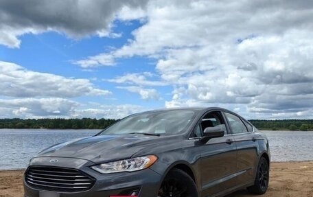 Ford Fusion (North America) II, 2019 год, 1 600 000 рублей, 2 фотография