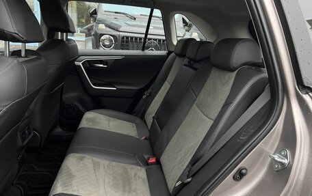 Toyota RAV4, 2025 год, 4 090 000 рублей, 8 фотография