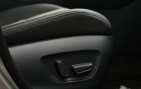 Toyota RAV4, 2025 год, 4 090 000 рублей, 22 фотография