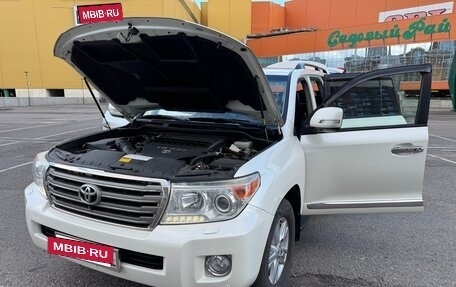 Toyota Land Cruiser 200, 2012 год, 3 700 000 рублей, 20 фотография