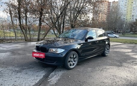 BMW 1 серия, 2008 год, 750 000 рублей, 6 фотография