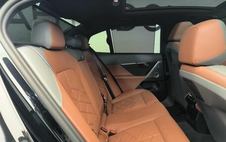 BMW 5 серия, 2025 год, 12 000 000 рублей, 12 фотография