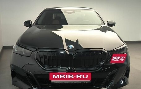 BMW 5 серия, 2025 год, 12 000 000 рублей, 3 фотография