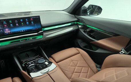 BMW 5 серия, 2025 год, 12 000 000 рублей, 14 фотография