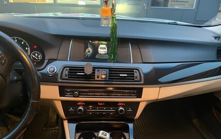 BMW 5 серия, 2016 год, 2 100 000 рублей, 22 фотография