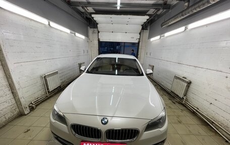 BMW 5 серия, 2016 год, 2 100 000 рублей, 34 фотография