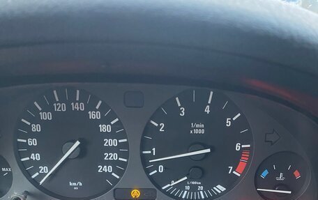 BMW 5 серия, 1998 год, 360 000 рублей, 12 фотография