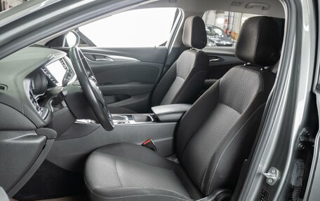 Opel Insignia II рестайлинг, 2019 год, 1 839 000 рублей, 10 фотография