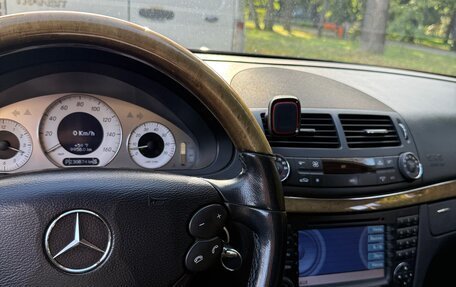 Mercedes-Benz E-Класс, 2008 год, 1 600 000 рублей, 15 фотография