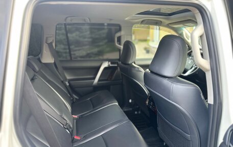 Toyota Land Cruiser Prado 150 рестайлинг 2, 2016 год, 4 999 999 рублей, 7 фотография