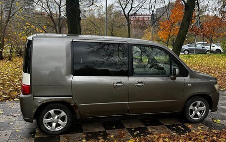 Honda Mobilio Spike I рестайлинг, 2005 год, 245 000 рублей, 5 фотография