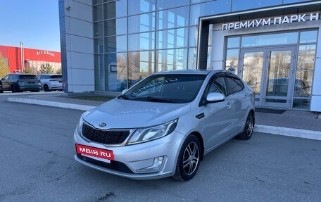 KIA Rio III рестайлинг, 2014 год, 900 000 рублей, 3 фотография