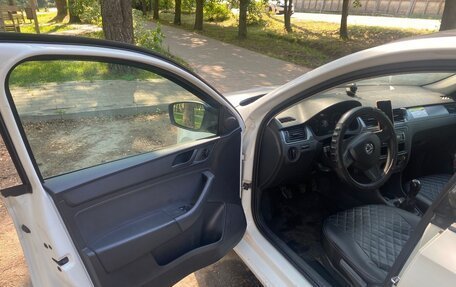 Skoda Rapid I, 2015 год, 550 000 рублей, 4 фотография