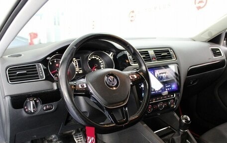 Volkswagen Jetta VI, 2017 год, 1 400 000 рублей, 7 фотография