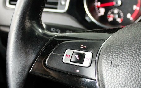 Volkswagen Jetta VI, 2017 год, 1 400 000 рублей, 13 фотография