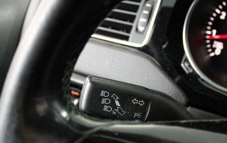 Volkswagen Jetta VI, 2017 год, 1 400 000 рублей, 12 фотография