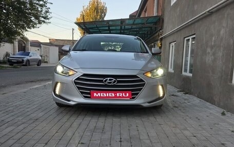 Hyundai Elantra VI рестайлинг, 2017 год, 1 400 000 рублей, 1 фотография