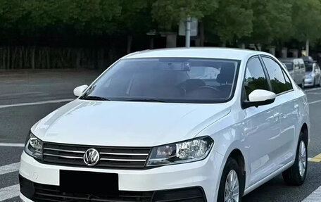Volkswagen Santana, 2022 год, 980 000 рублей, 3 фотография